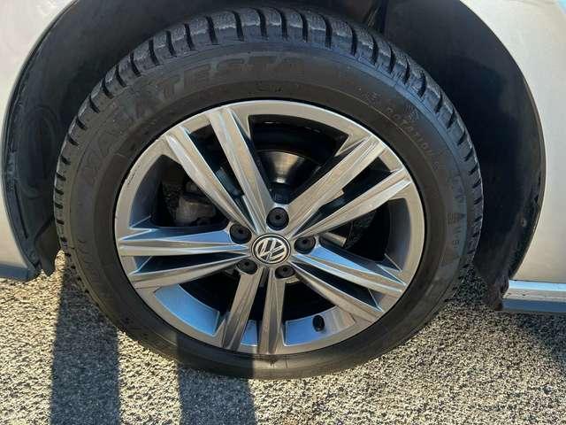 Volkswagen Polo VI 5p 1.0 tgi Highline R-LINE 90cv my19