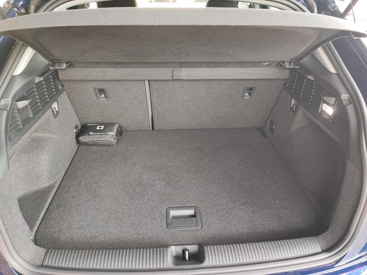 Audi Q2 35 TDI quattro S tronic line Edition