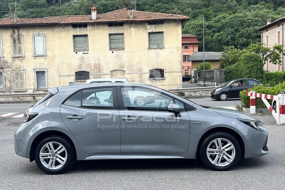 TOYOTA Corolla 1.8 Hybrid Business