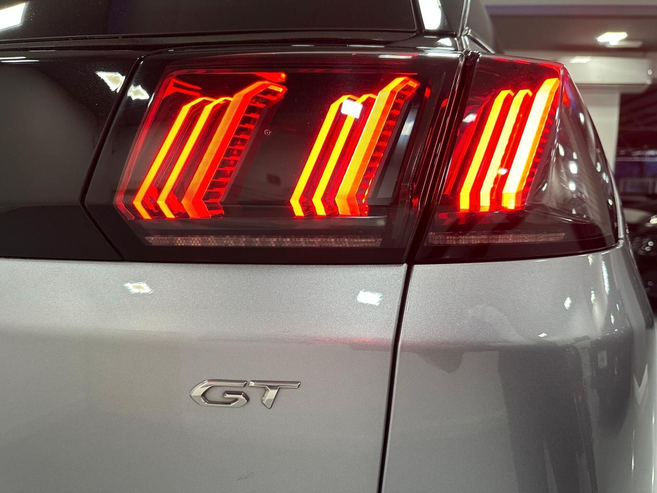 Peugeot 3008 BlueHDi 130 S&S EAT8 GT