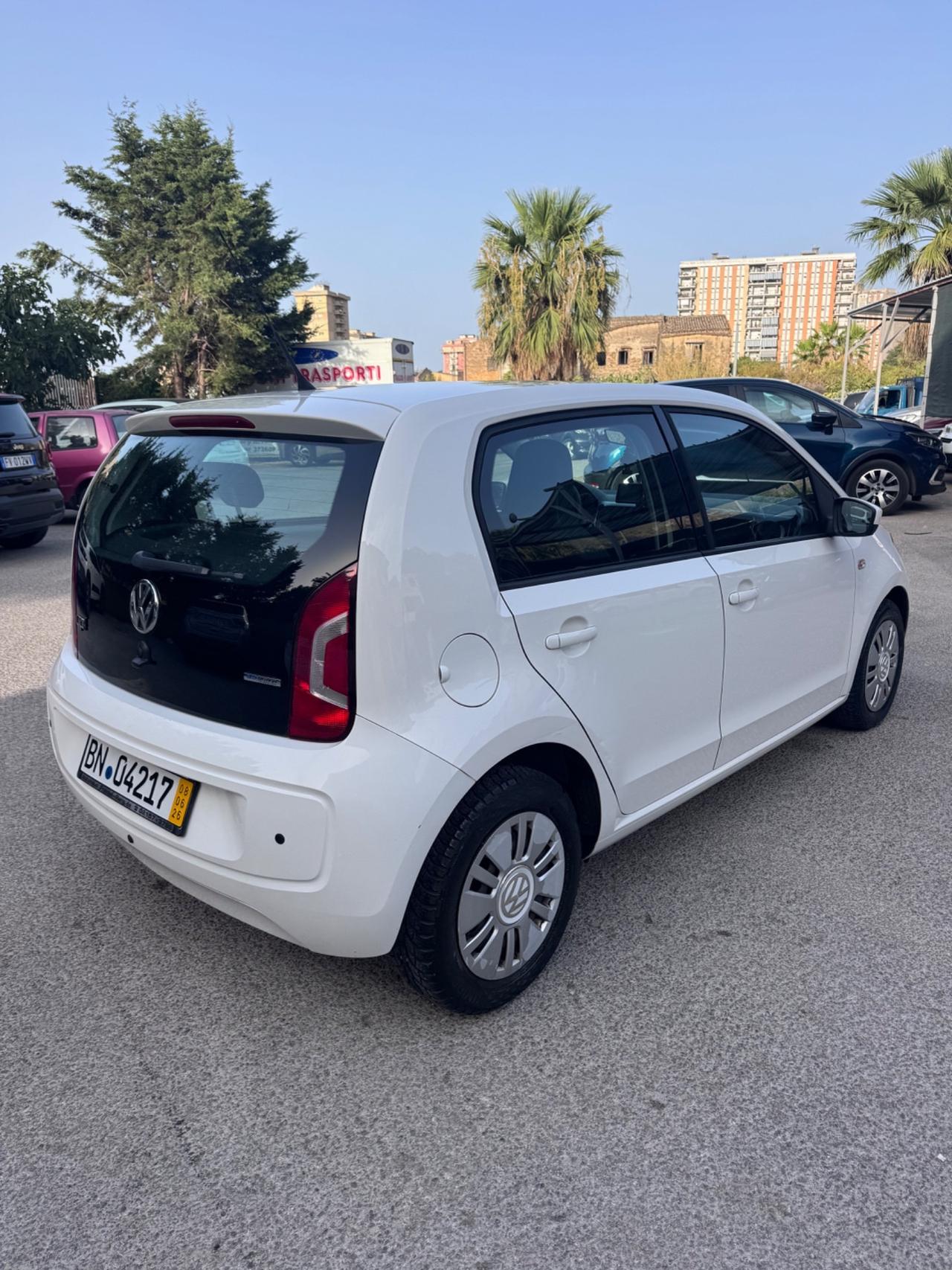 Volkswagen up! 1.0 75 CV 5p. high
