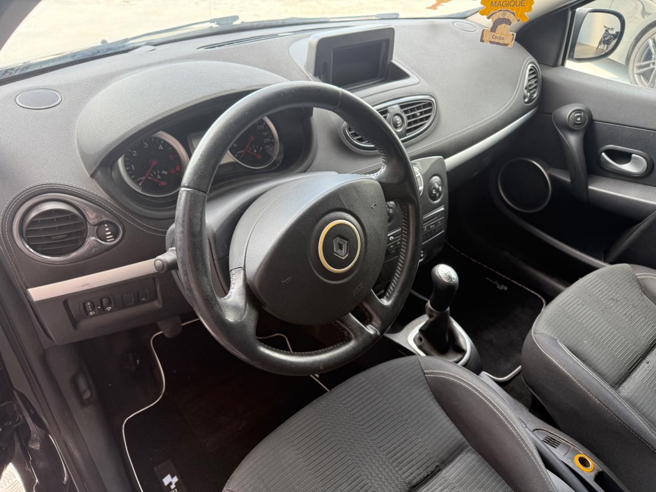 Renault Clio 1.5 dCi 75CV 5 porte Neopatentati