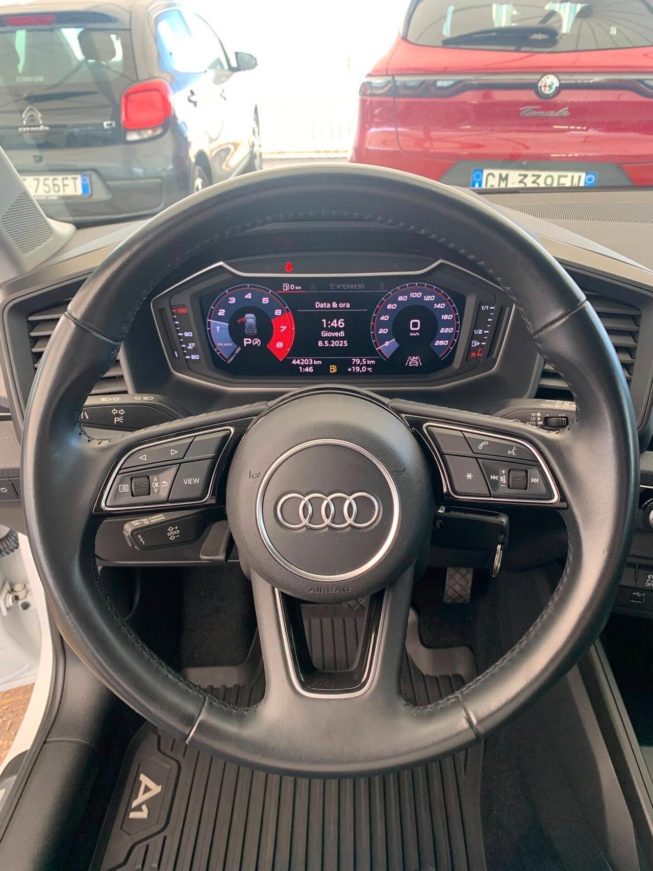Audi A1 SPB 116cv S tronic Admired full