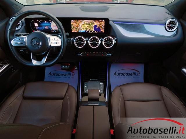 MERCEDES-BENZ GLA 200 D AUTOMATIC PREMIUM TECH-PACK AUTOMATICA 8G-DTC