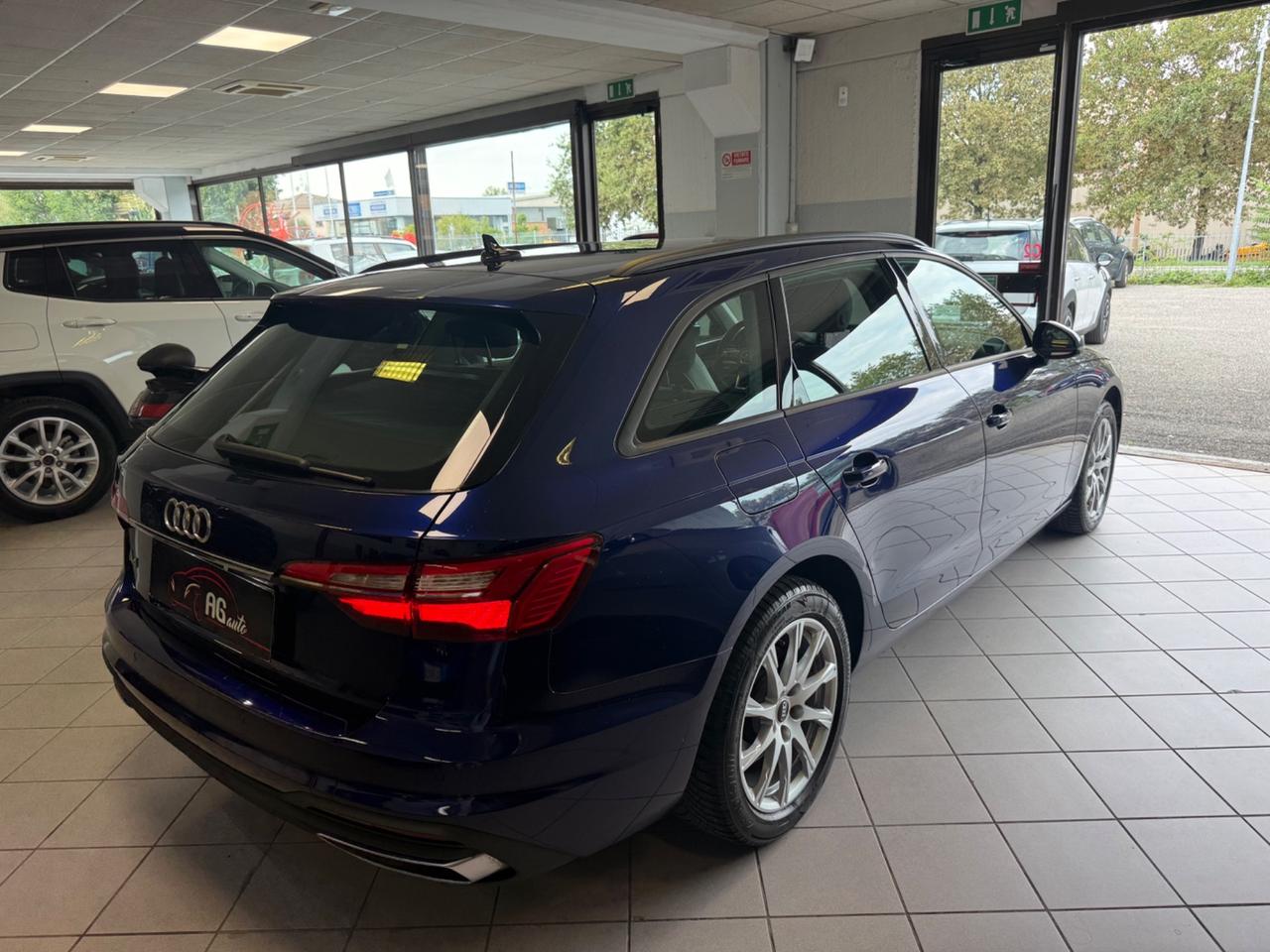 Audi A4 Avant 35 TDI/163 CV S tronic Business Advanced