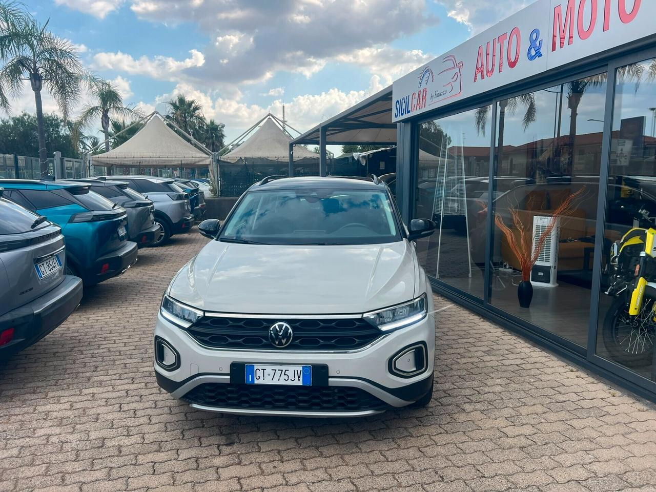Volkswagen T-Roc 1.5 TSI ACT DSG R-Line