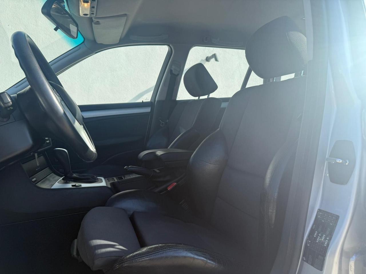 Bmw 320i (2.2) 170 Cv Touring Attiva automatica