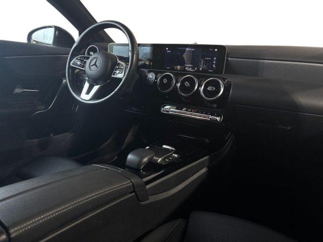 MERCEDES-BENZ CLA 200 d Automatic Shooting Brake Sport