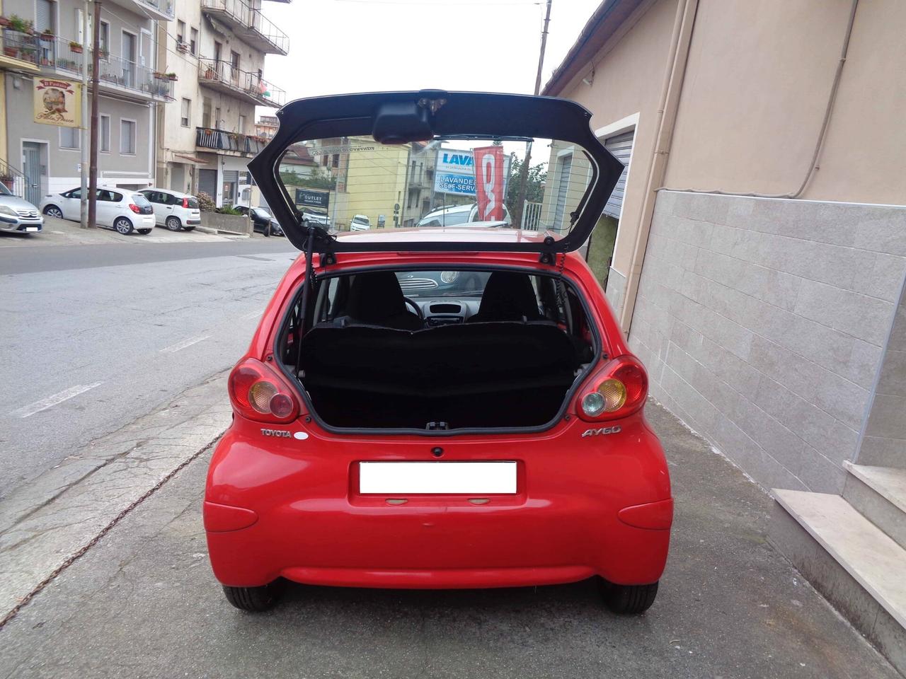 Toyota Aygo 1.0 68CV 5 porte (Finanziabile)