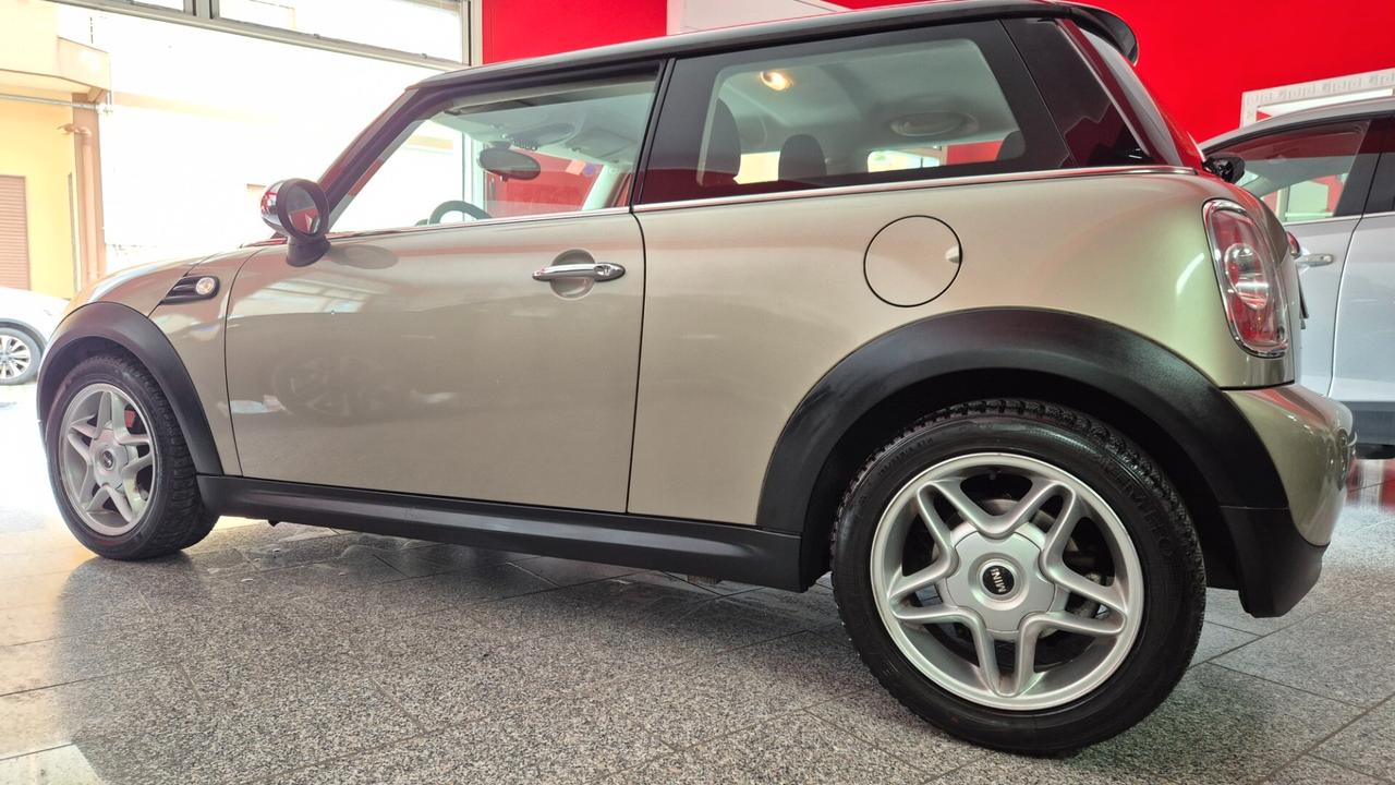 Mini 1.6 16V Cooper D