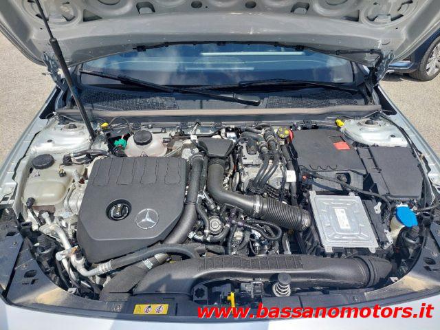 MERCEDES-BENZ A 250 e hybrid EQ Business Plug In