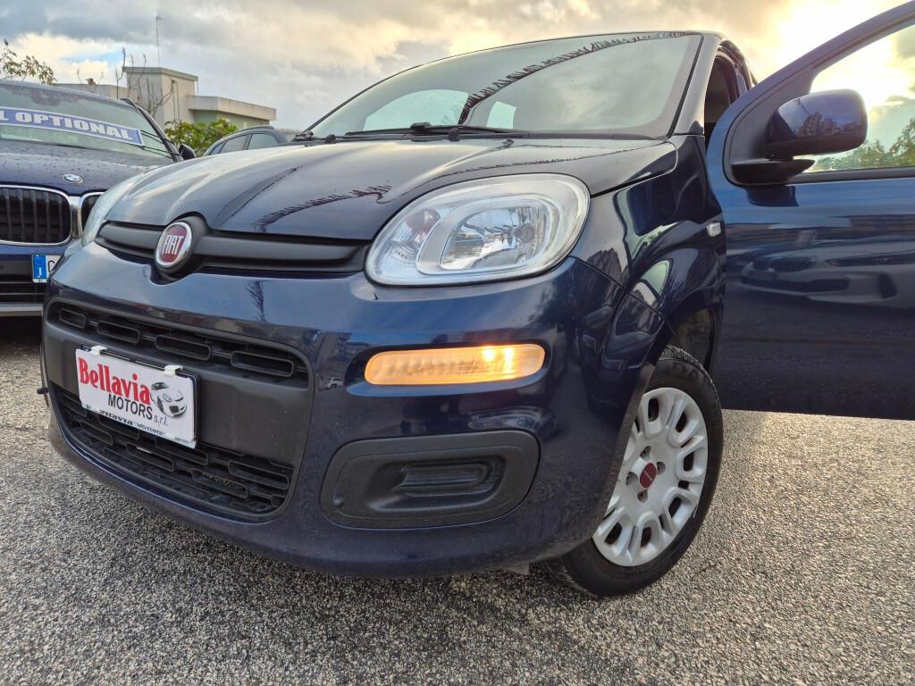 Fiat Panda 1.2 69CV COMANDI AL VOLANTE 5POSTI