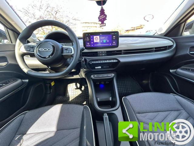 FIAT 600 Hybrid 100 CV DCT MHEV La Prima