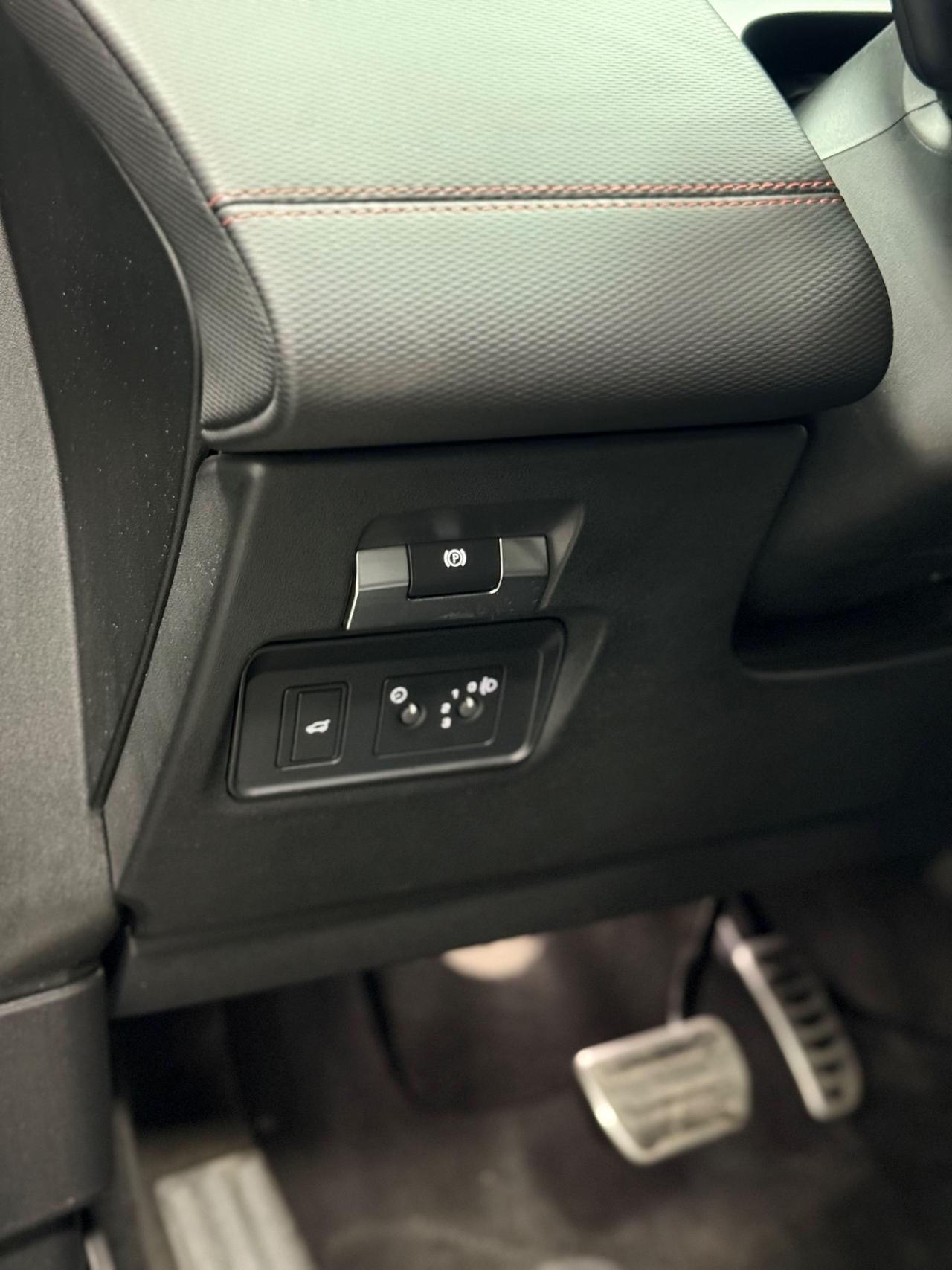 Land Rover Discovery Sport 2.0 TD4 163 CV AWD Hybrid R-Dynamic HSE 01/2023 Euro 6D