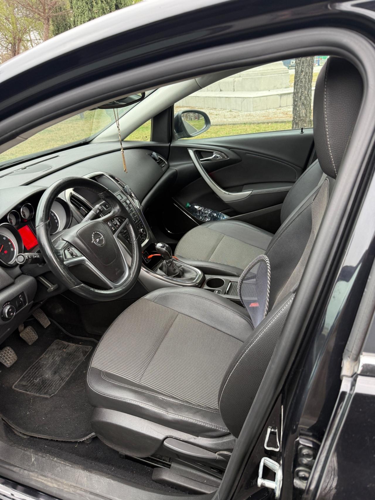 Opel Astra 1.4 Turbo 140CV 5 porte Cosmo