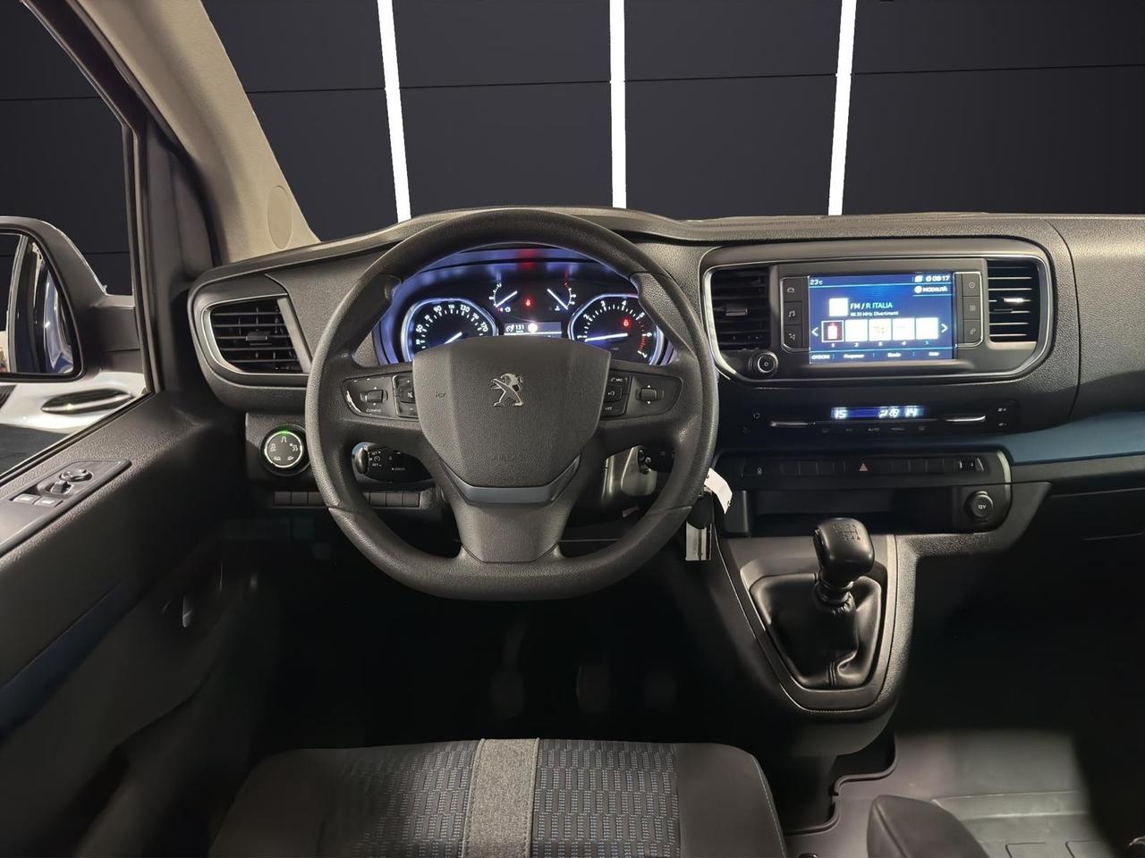 Peugeot Traveller BlueHDi 115 S&S Standard Allure