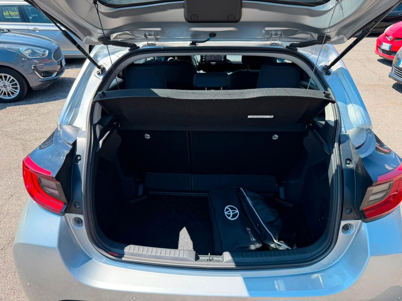 Toyota Yaris 1.5 Hybrid Trend PREZZO REALE SENZA FINANZIAMENTO
