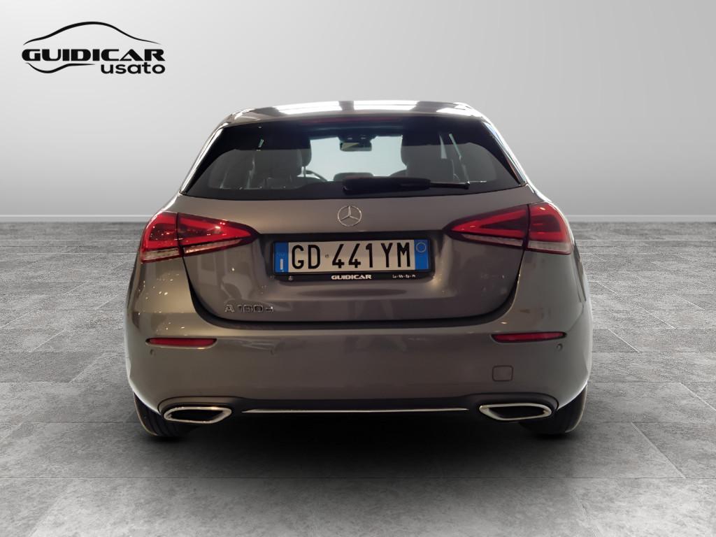 Mercedes-Benz Classe A - W177 2018 - A 180 d Sport auto