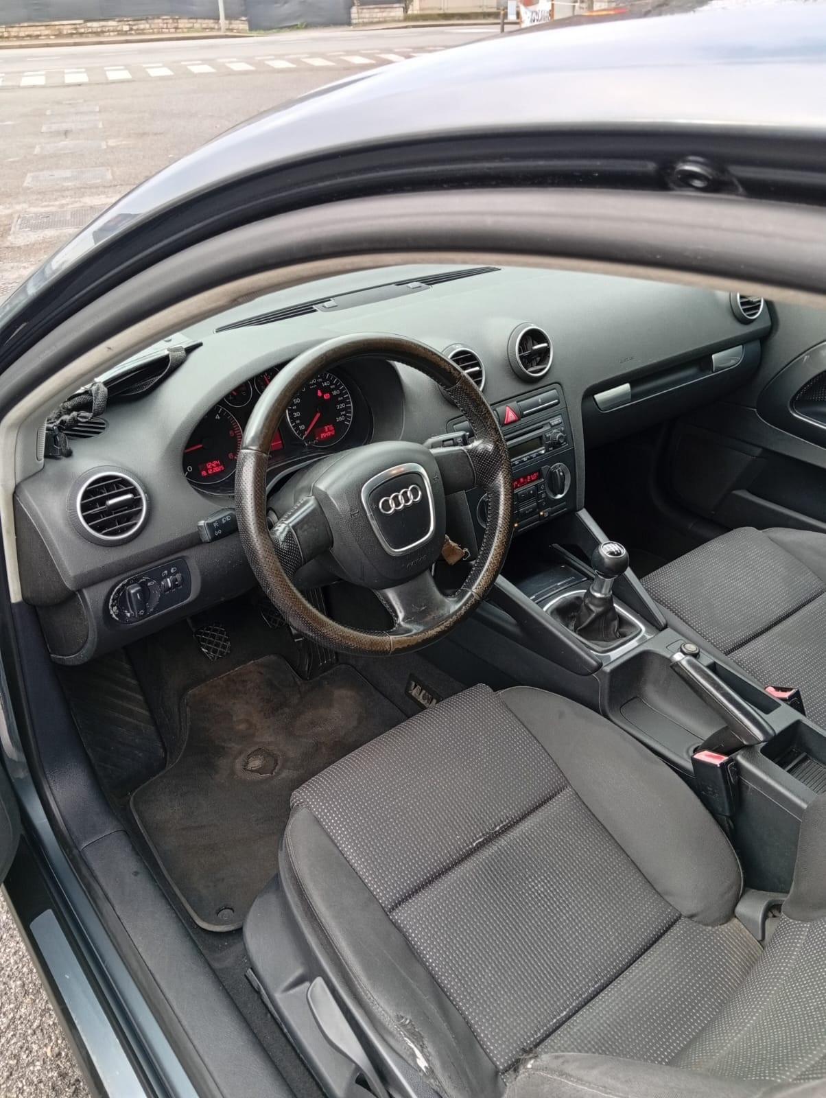Audi A3 2.0 16V TDI Ambiente