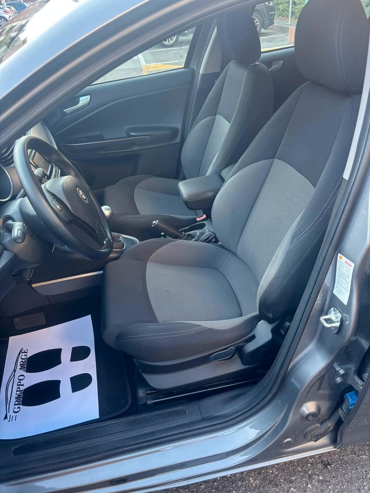 Alfa Romeo Giulietta 1.6 JTDm-2 120 CV Distinctive