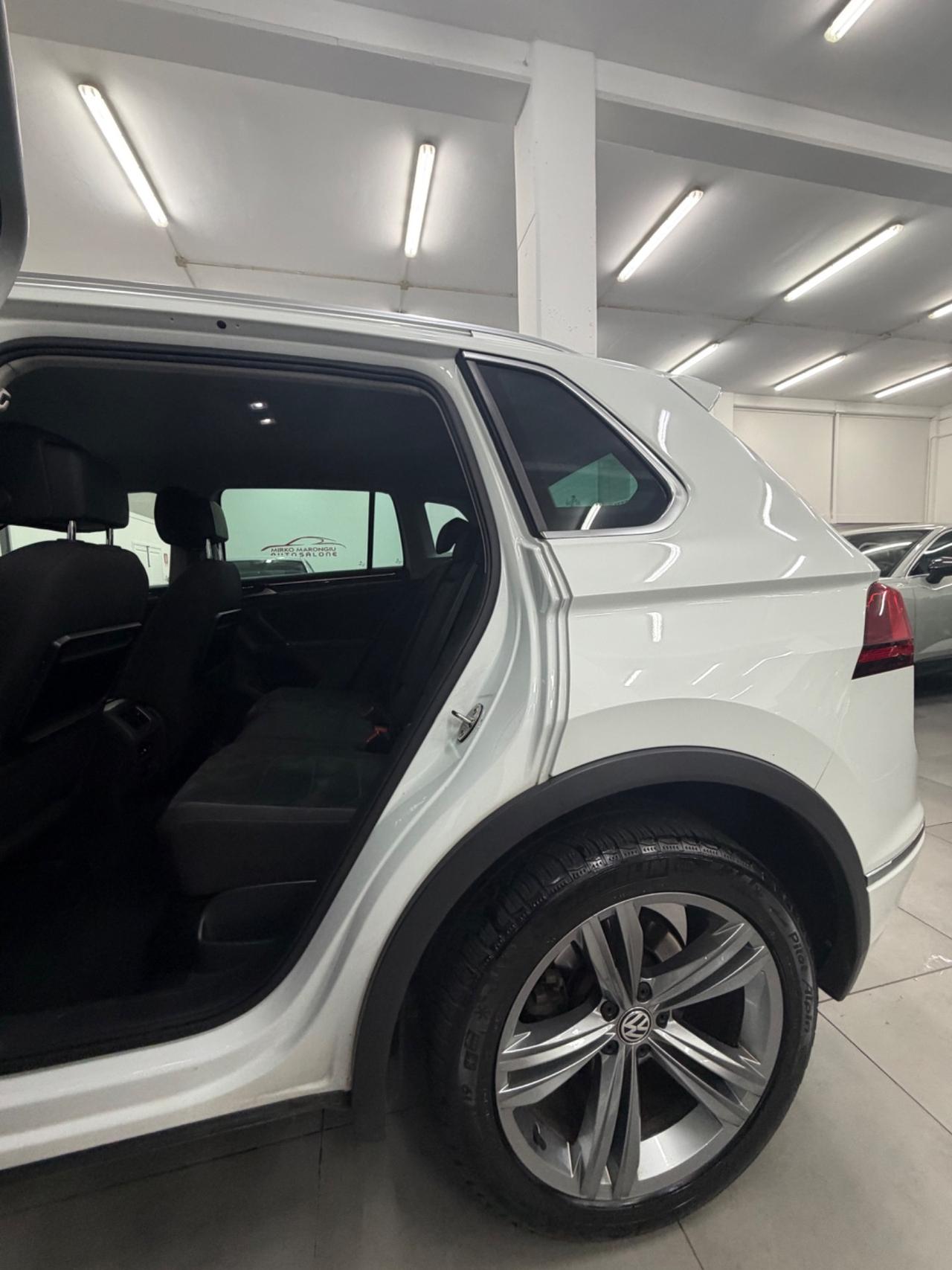VW Tiguan 2.0 240cv DSG 4MOTION R-LINE FINANZIABILE