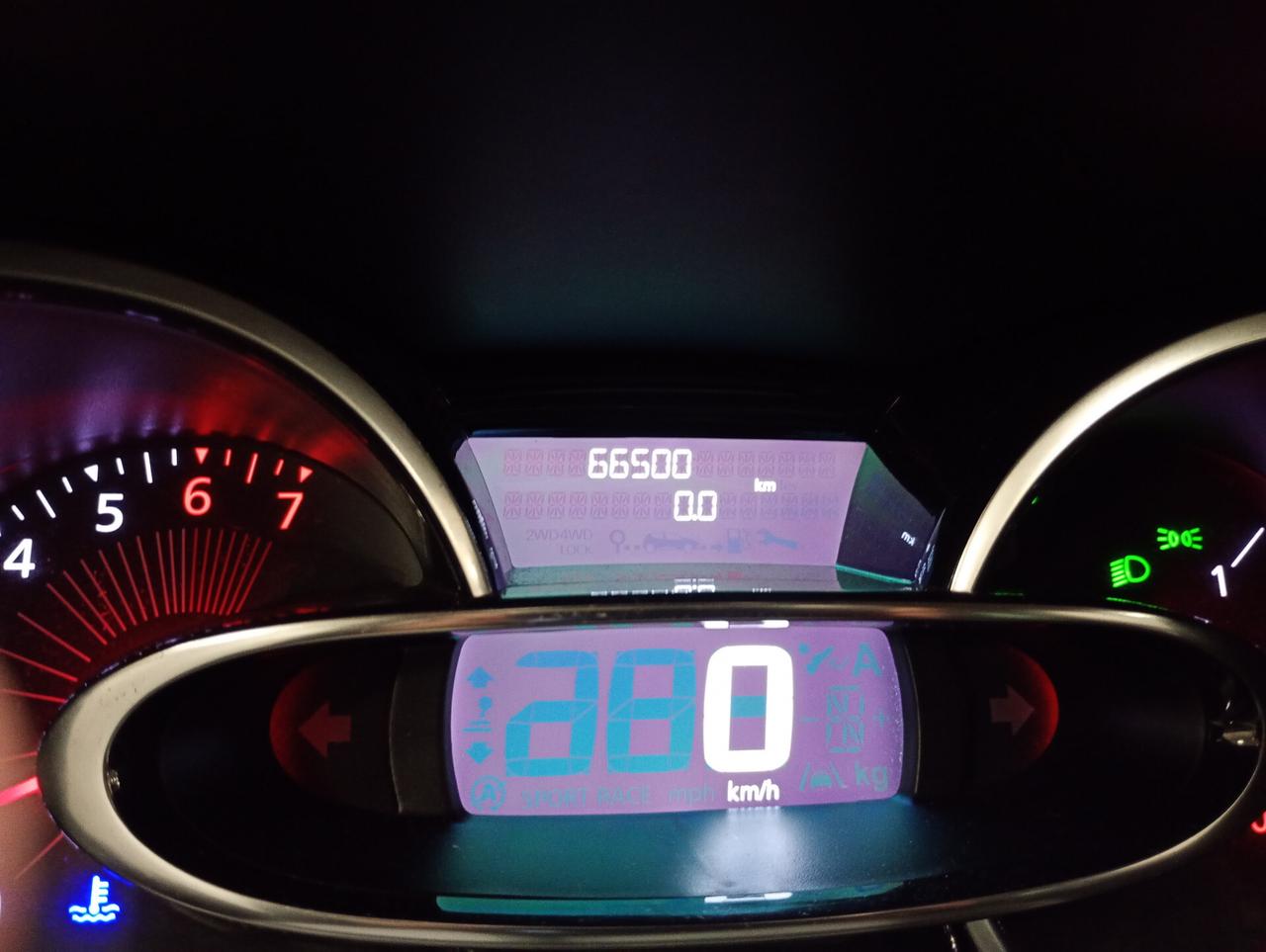 Renault Clio TCe 12V 90CV Start&Stop 5 porte Limited - Neopatentati