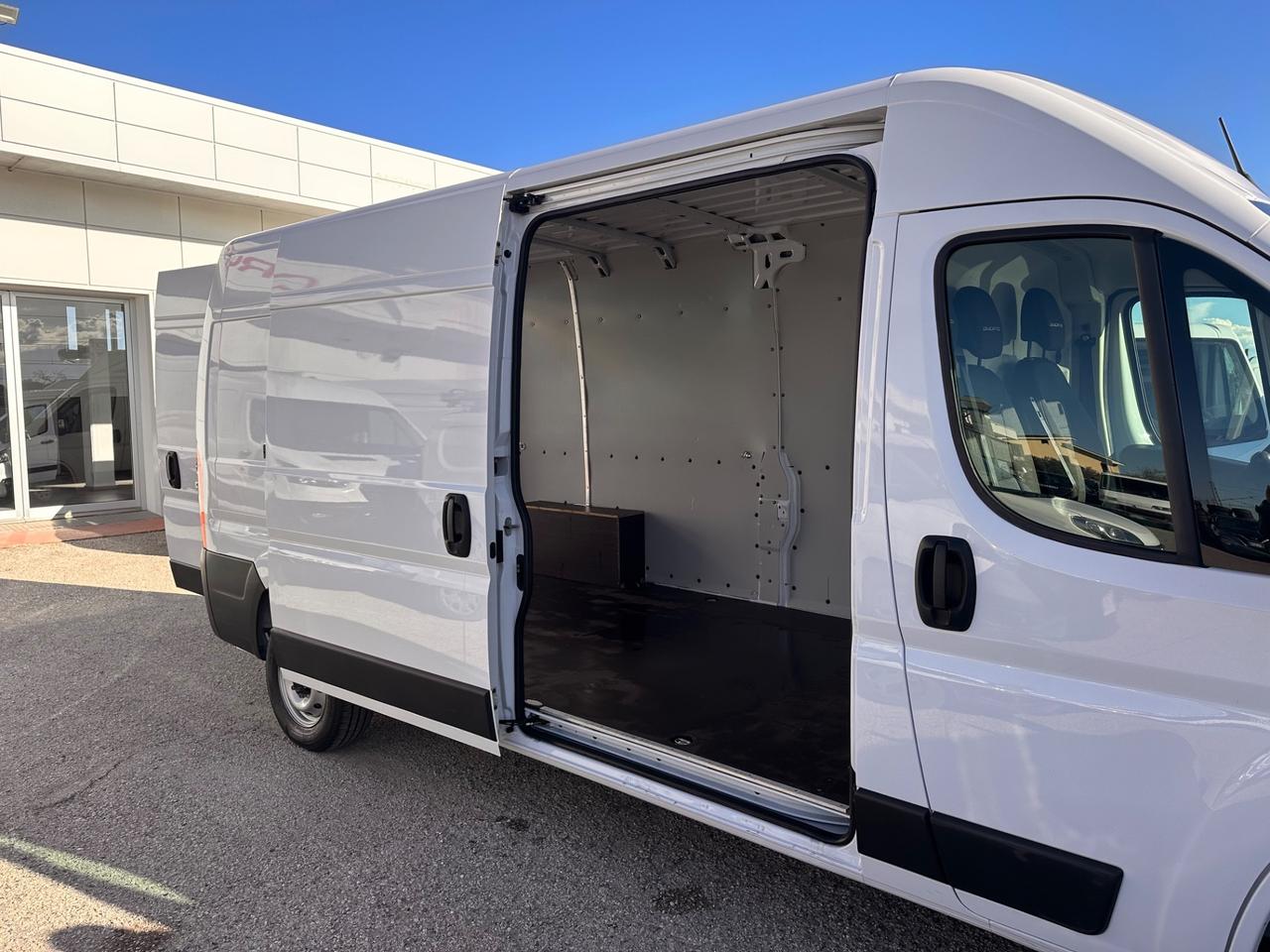 Fiat new model ducato 2.2 140 cv L3H2 2023 !!!