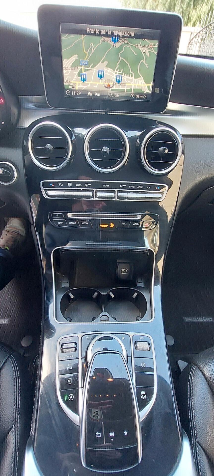 GLC 220 PREMIUM 170 CV AUTOMATICA STRAFULL OPTIONAL NAVI TELEFONO LEGA SENSORI FULL FULL
