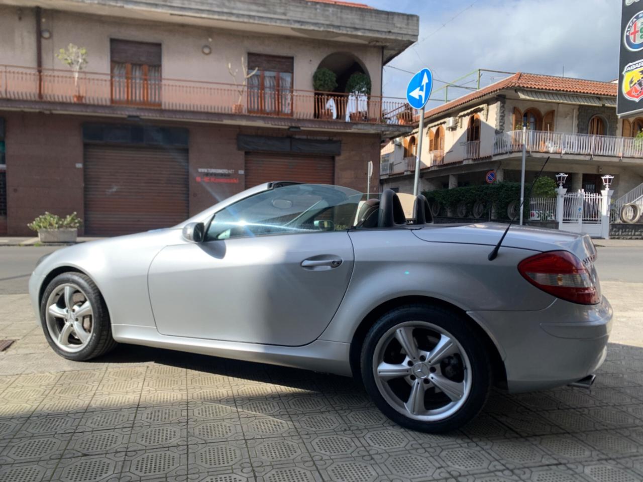 Mercedes-benz SLK 350 tua a 179€ al mese