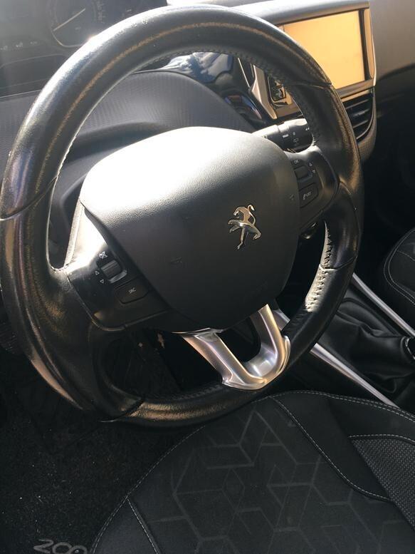 Peugeot 2008 PureTech 82 Allure