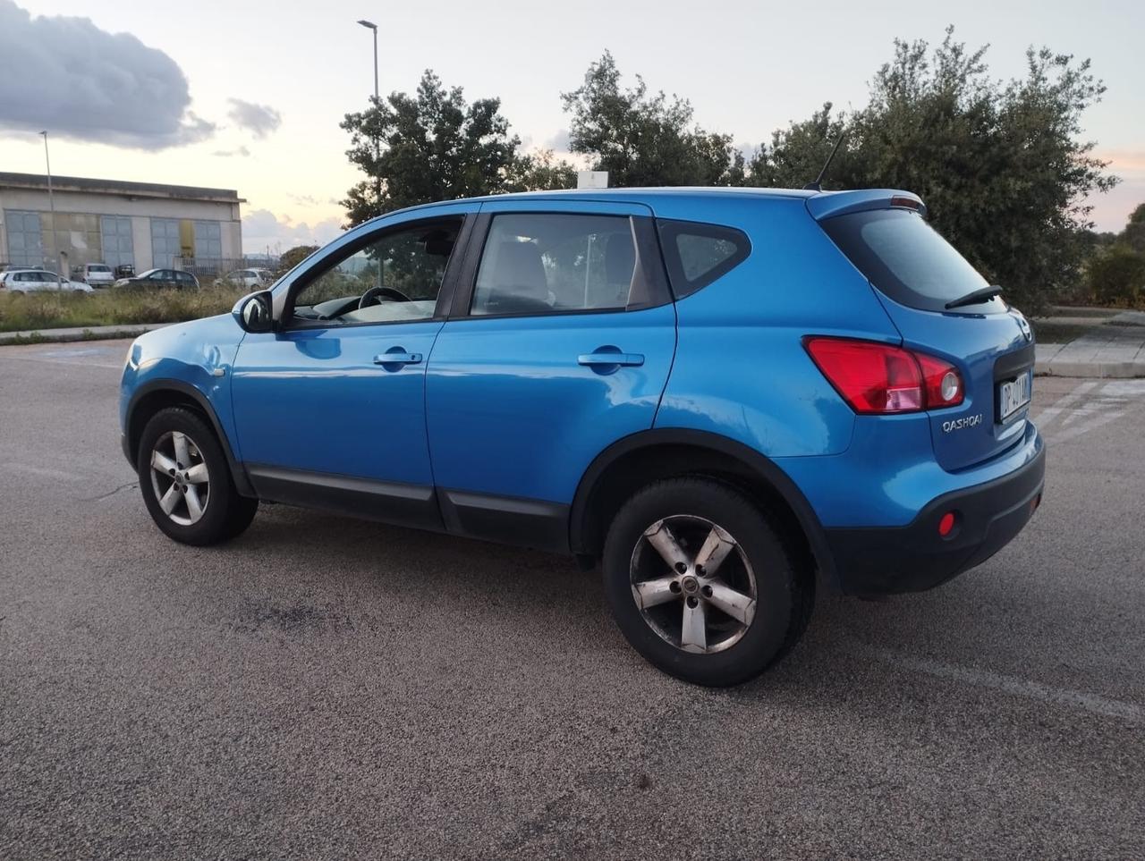 Nissan Qashqai 2.0 dCi DPF Visia