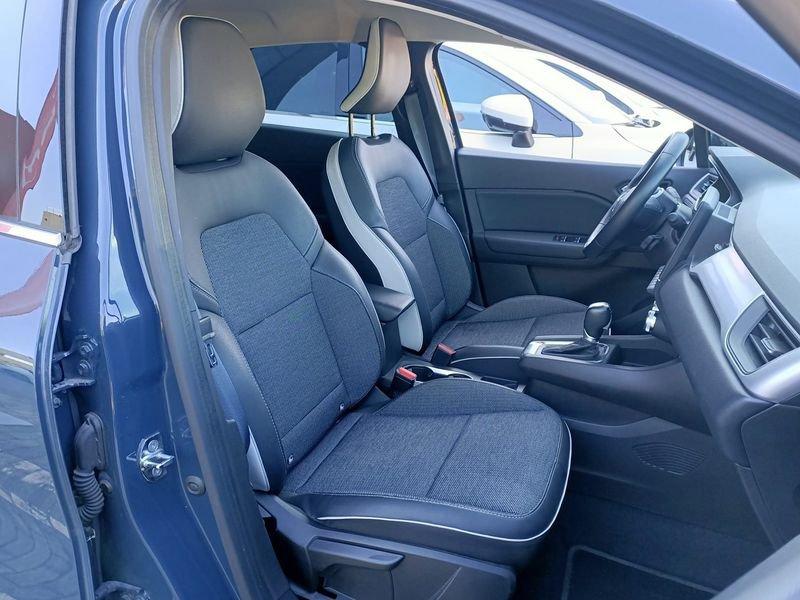 Renault Captur 1.6 E-Tech hybrid Intens 145cv auto 1.6 E-TECH Hybrid Intens Auto 145cv