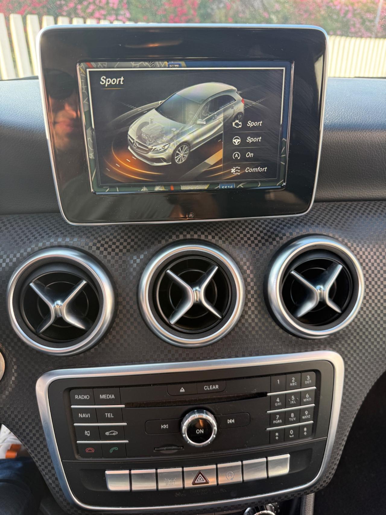 Mercedes-benz A 180 d Automatic Premium