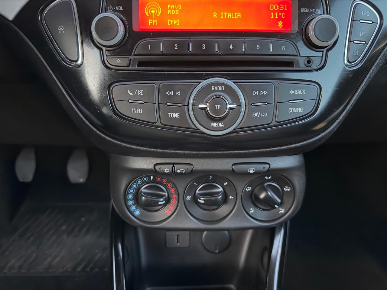 Opel Adam 1.4 87 CV GPL Tech Glam