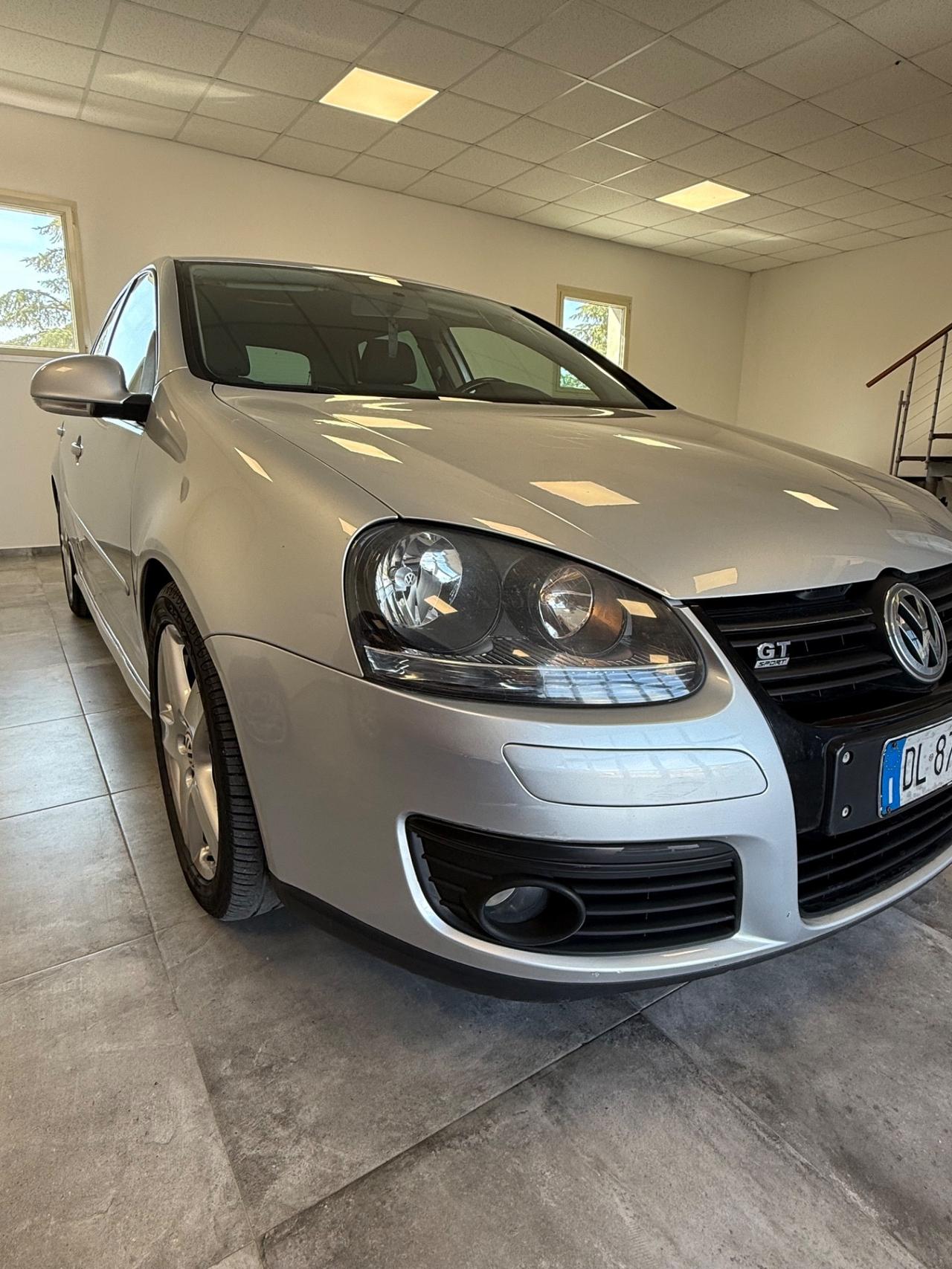 Volkswagen Golf 2.0 TDI DPF 5p. GT Sport
