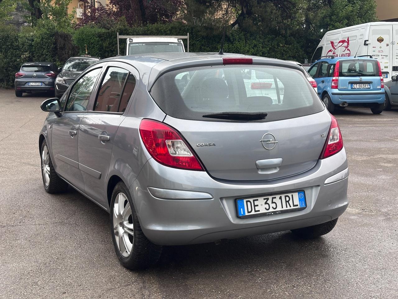 Opel Corsa 1.2 5 porte Club solo 73000 km certificati