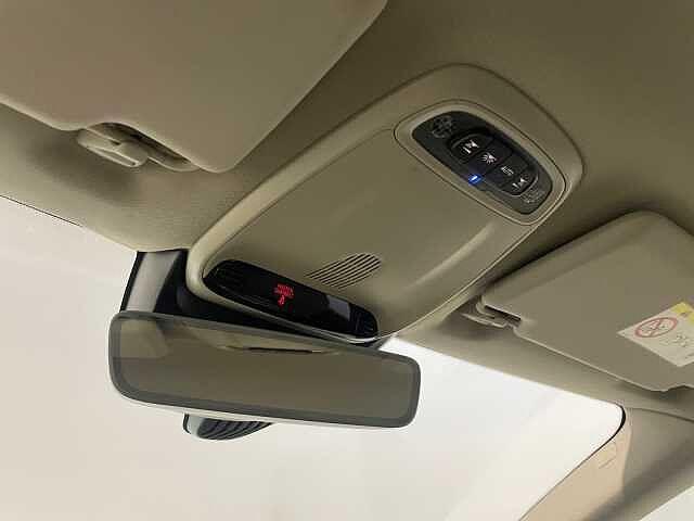 Volvo V40 2.0D 120CV Business Plus - IVA ESPOSTA