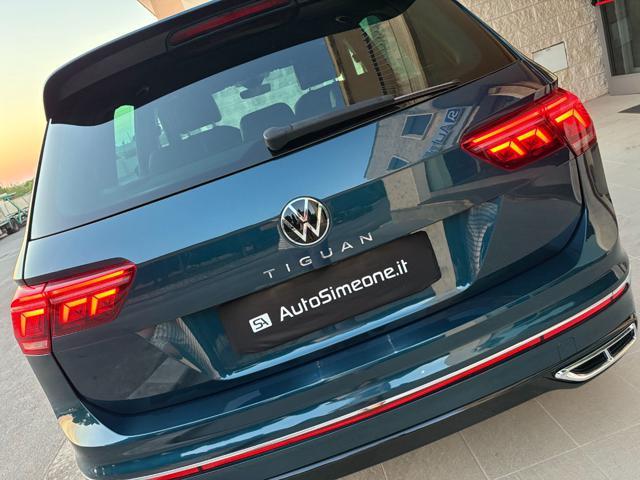 VOLKSWAGEN Tiguan 2.0 TDI 150 CV SCR DSG R-Line LUCI AMBIENTE