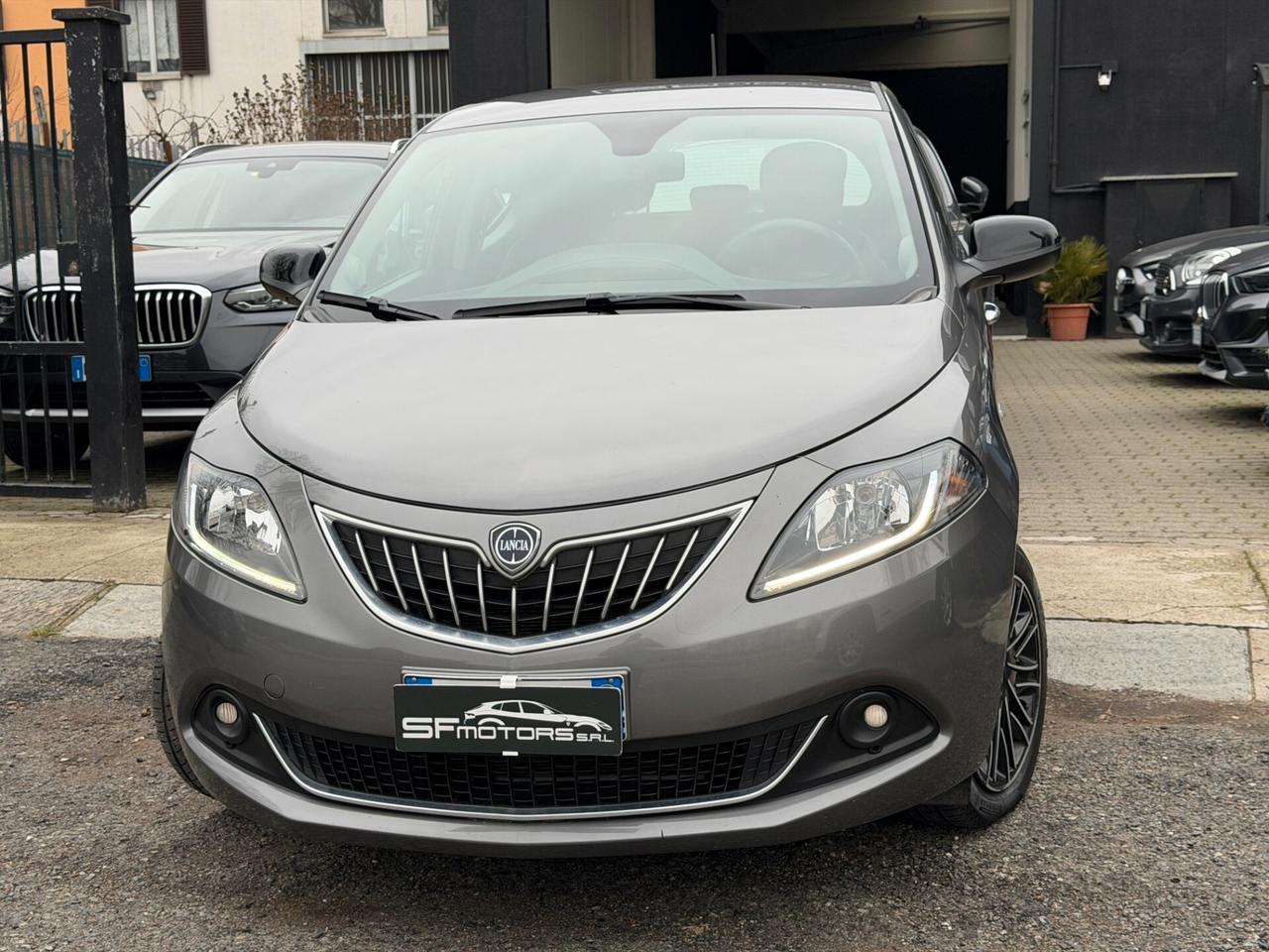 Lancia Ypsilon 1.0 FireFly 5 porte S&S Hybrid Gold Plus