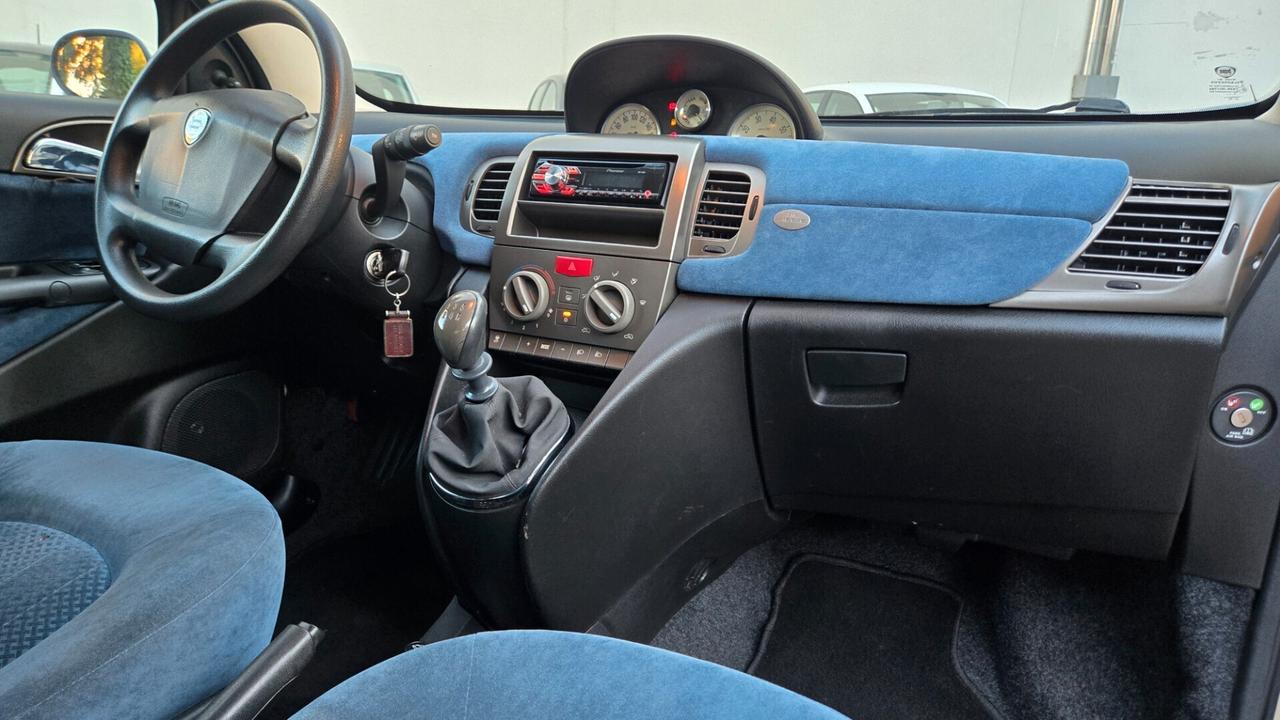 Lancia Ypsilon 1.2 Neopatentati 104600Km Euro4