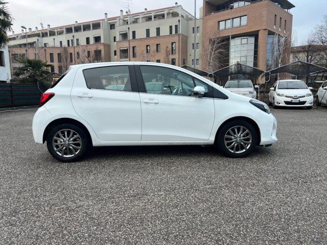 TOYOTA Yaris 1.4 D-4D 5 porte Lounge KM. TAGLIANDATI
