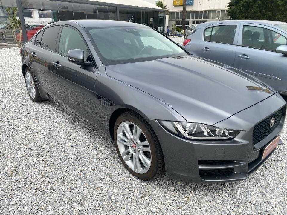 Jaguar XE 2.0 D 180 CV aut. Prestige Business Edition