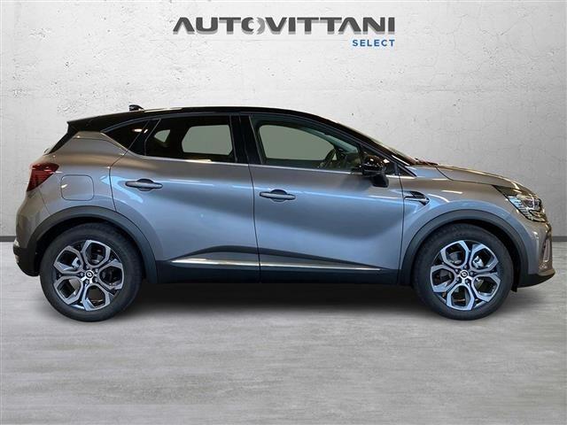 RENAULT Captur 1.6 E-Tech hybrid Techno Fast Track 145cv auto