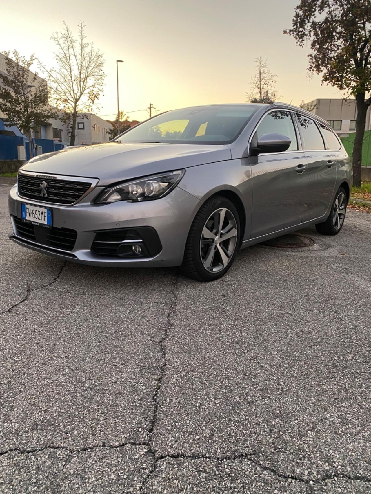 Peugeot 308 BlueHDi 120 S&S SW Business