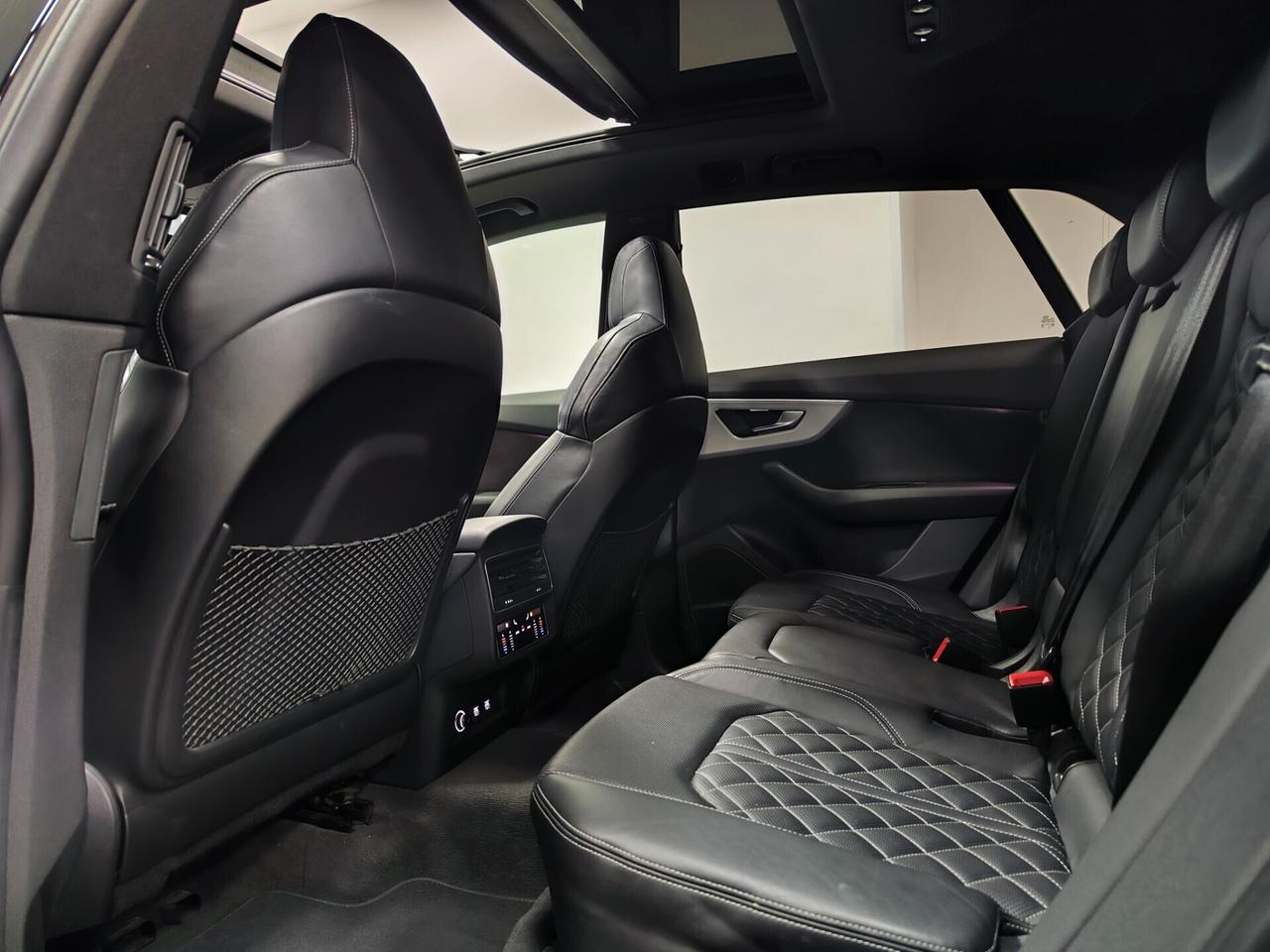 Audi Q8 50 TDI 286 CV quattro tiptronic S Line Tetto Matrix Night