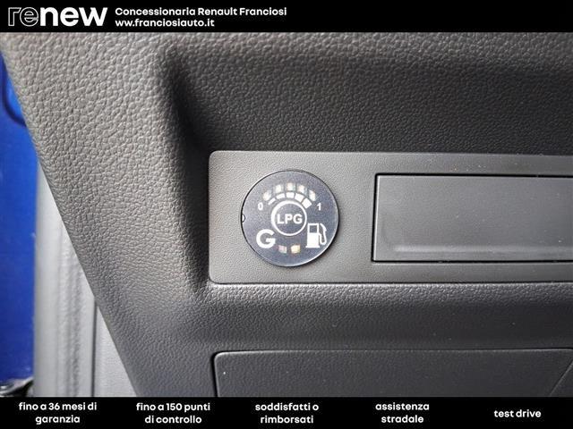 RENAULT Captur TCE 100 GPL FAST TRACK