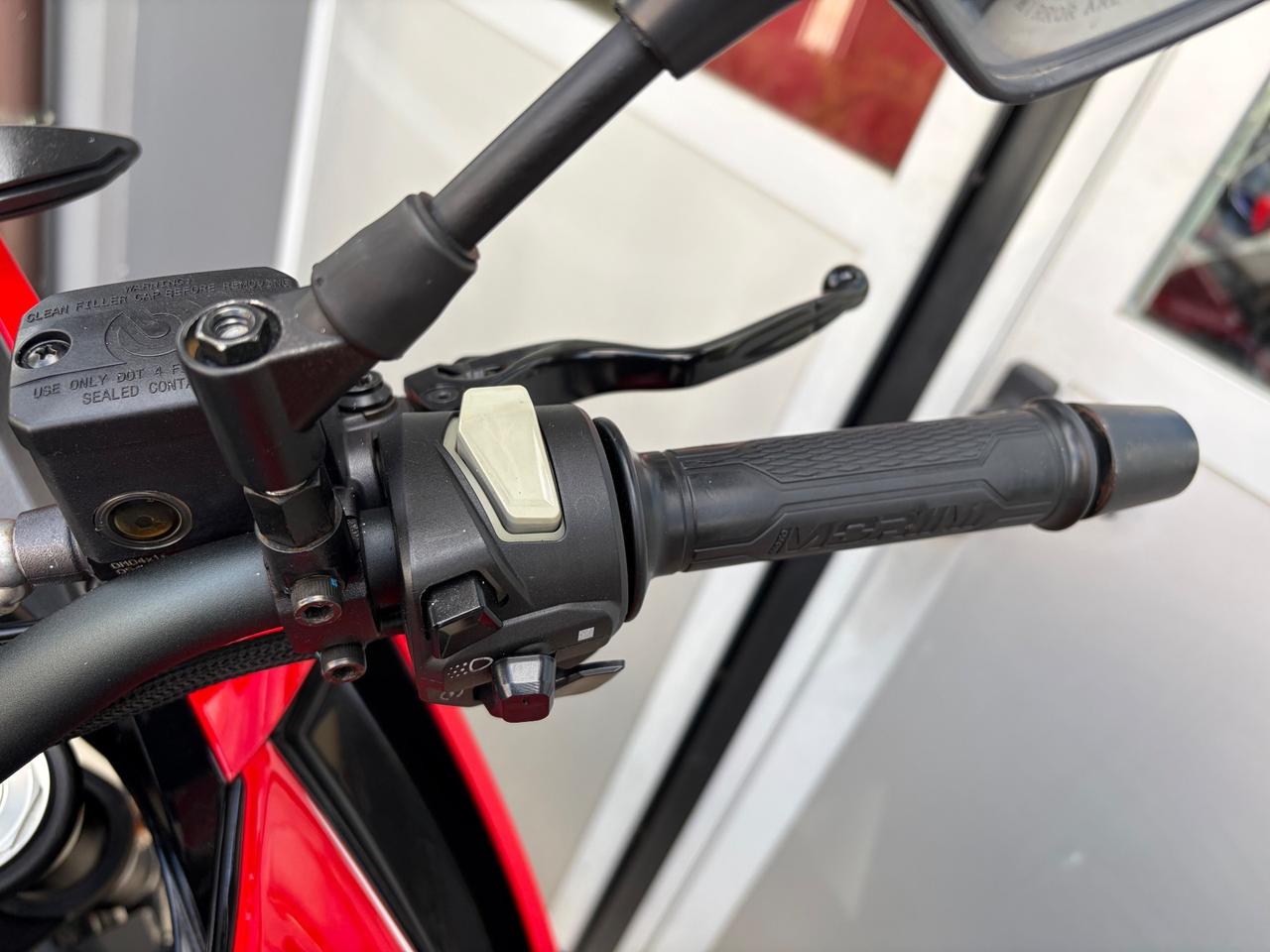 Moto Morini X-Cape 649