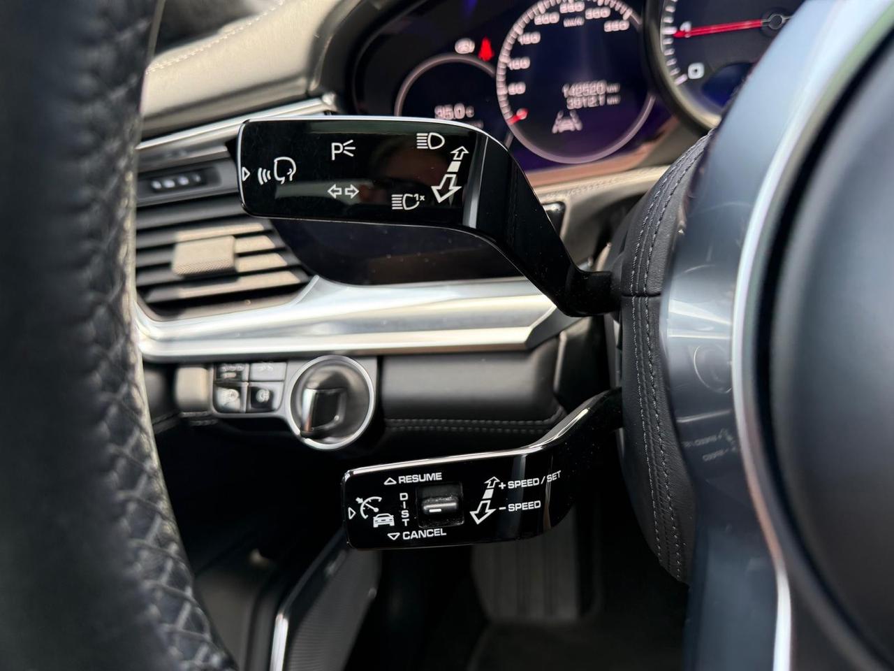 Porsche Panamera 4.0 Turbo
