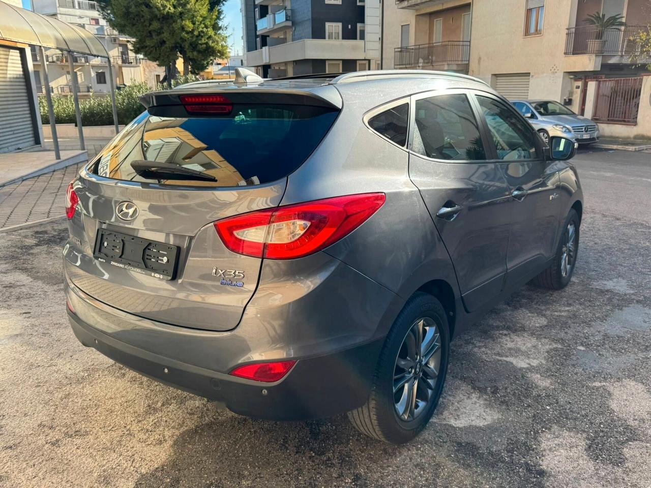 HYUNDAI IX35 1.7 CRDI 2WD XPOSSIBLE TETTO+NAVI+RETROCAMERA