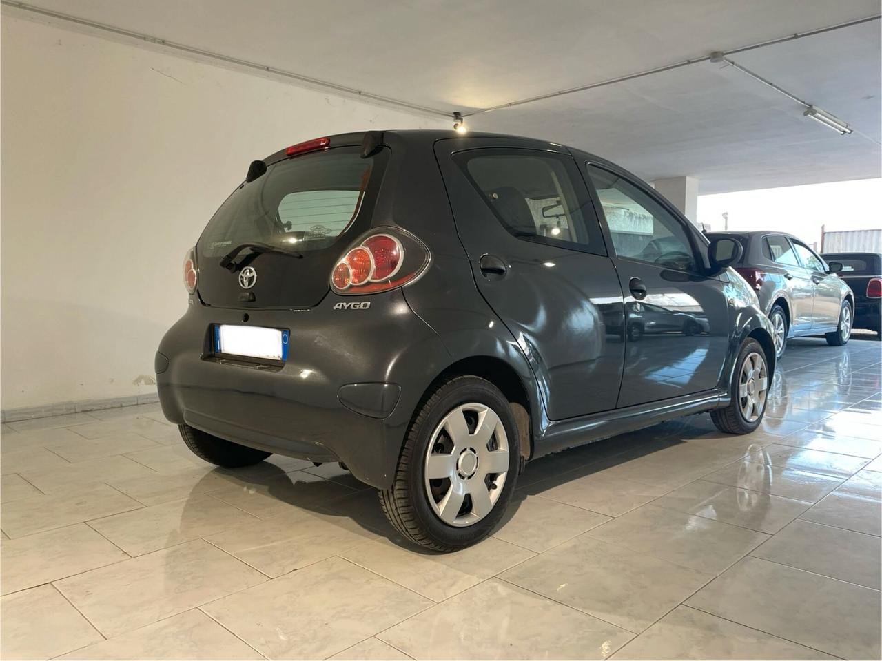 Toyota Aygo 1.0 69CV 5PORTE UNICOPROPRIETARIO
